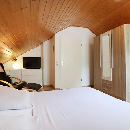 Apartment Urlauberdorf 21a *